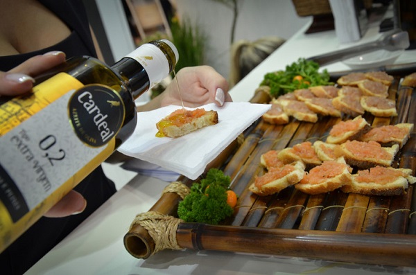 2021訂餐小程序爆火起來了！智慧餐飲的市場如何？